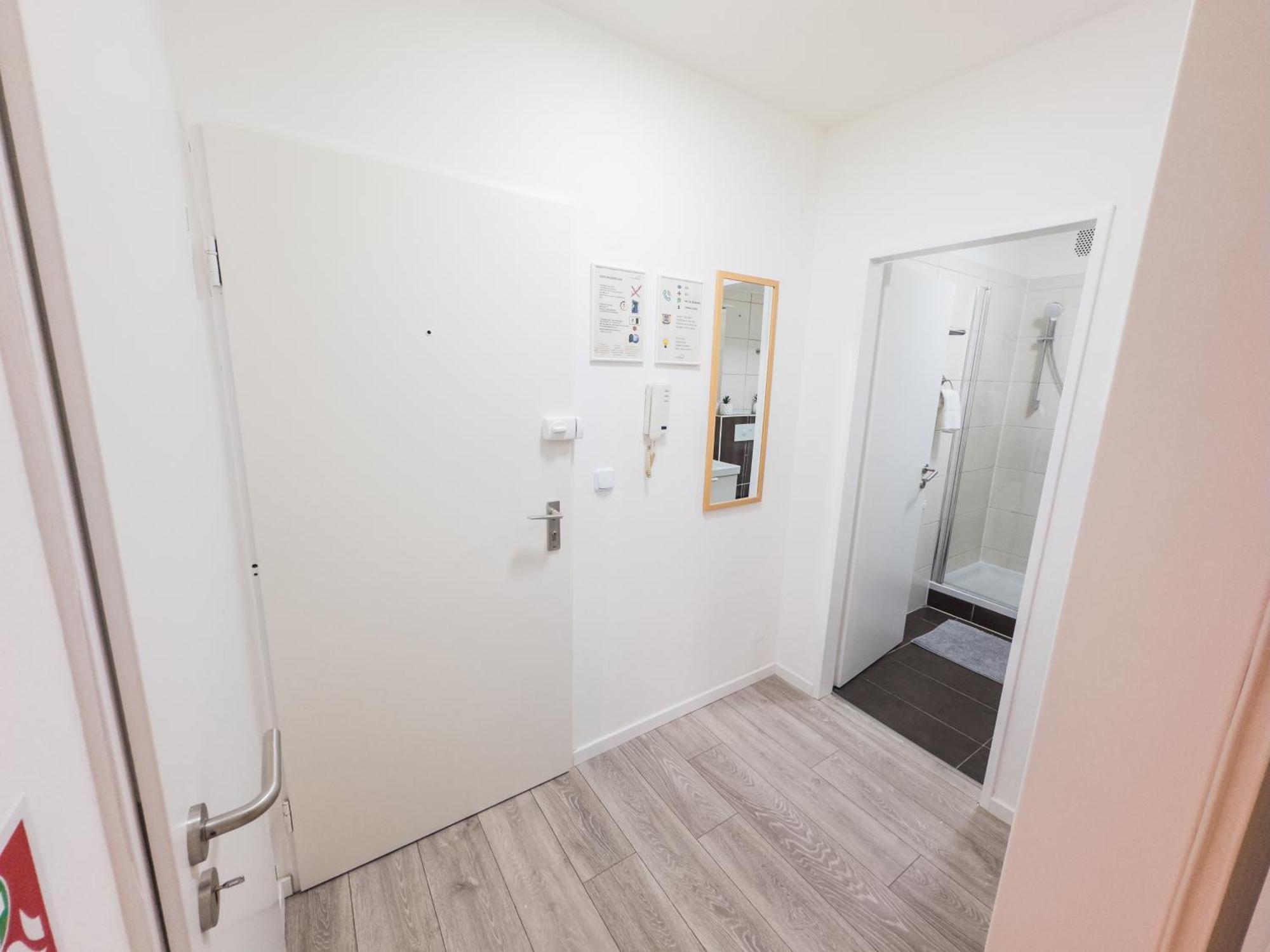 Immostay #6 - Ferienhaus 4 Zimmer Fuer 8 Personen, Wifi & Zentrum BRE Exterior photo