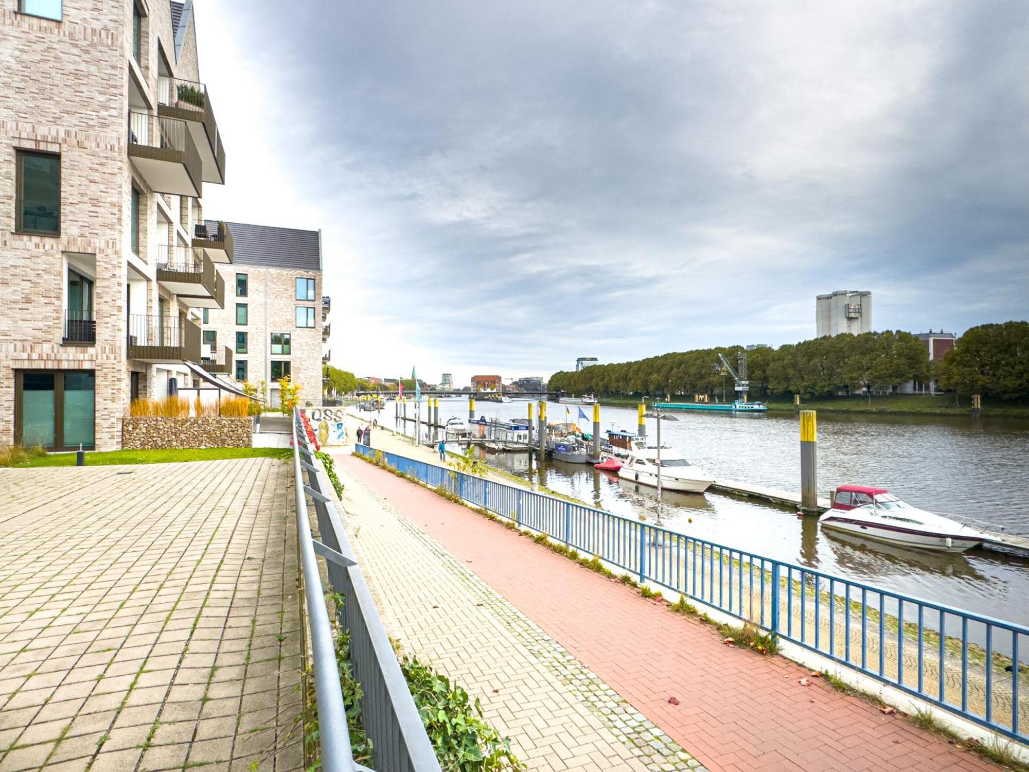 Immostay #6 - Ferienhaus 4 Zimmer Fuer 8 Personen, Wifi & Zentrum BRE Exterior photo